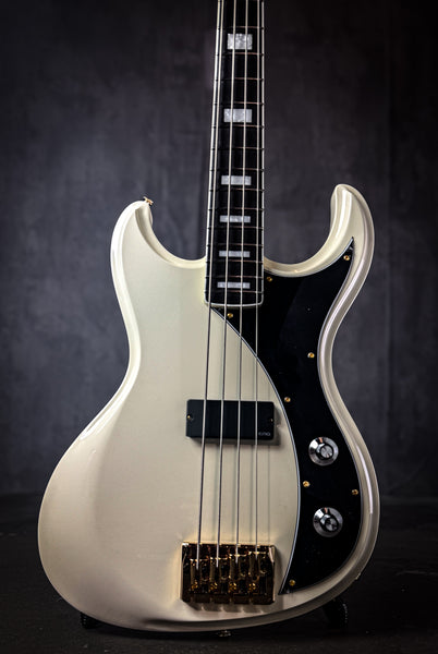 Gnarwhal DE Bass - Jonathan Campos Primitive Man collab - LIMITED EDITION